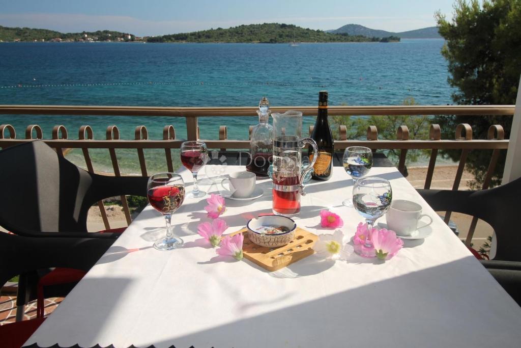 Hiša Srima, Vodice, 350m2