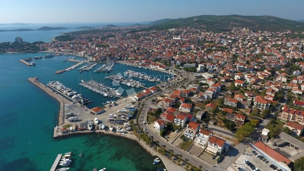 Hiša Srima, Vodice, 350m2