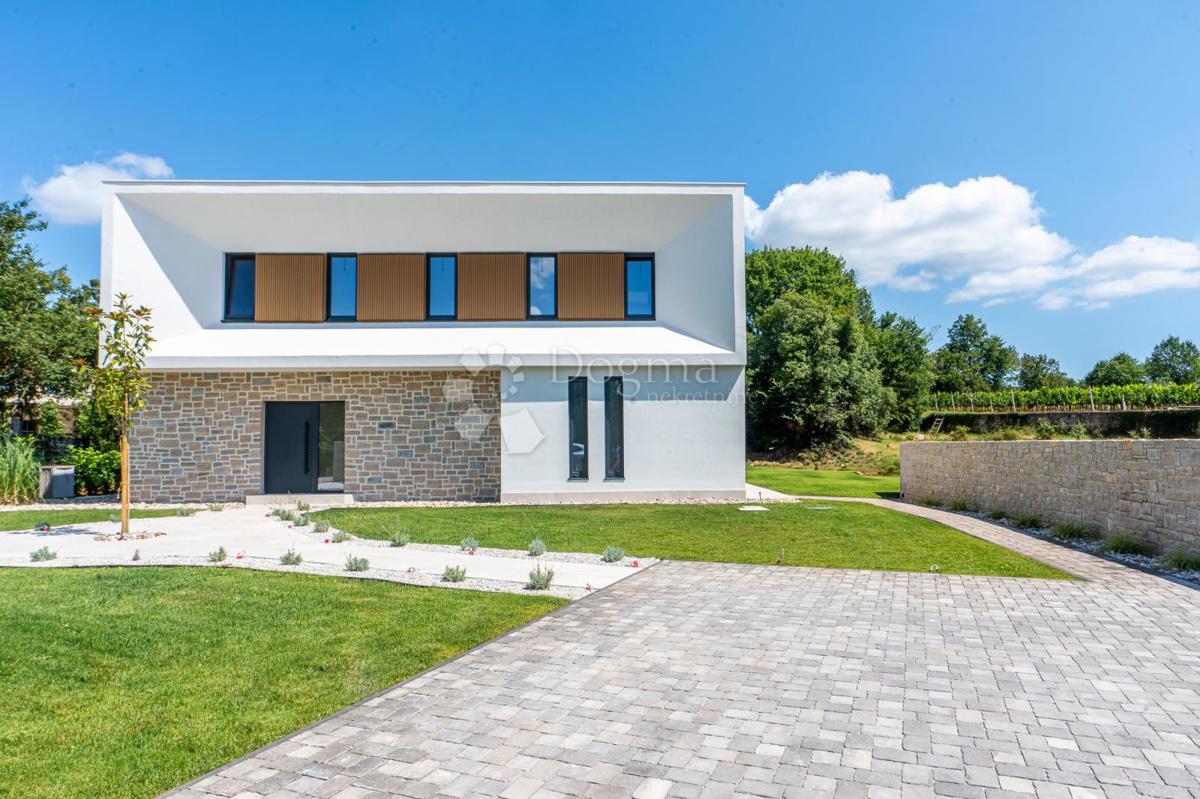 Hiša Tinjan, 126m2