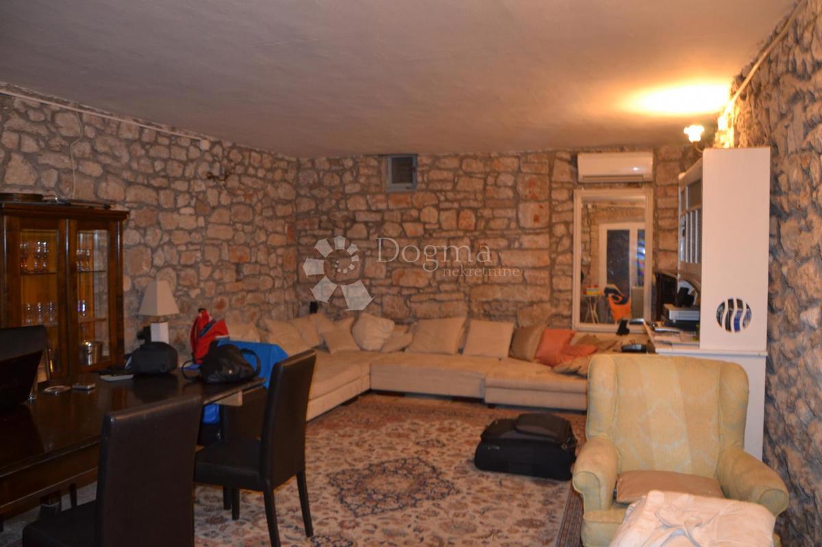 Hiša Zlarin, Šibenik - Okolica, 277m2