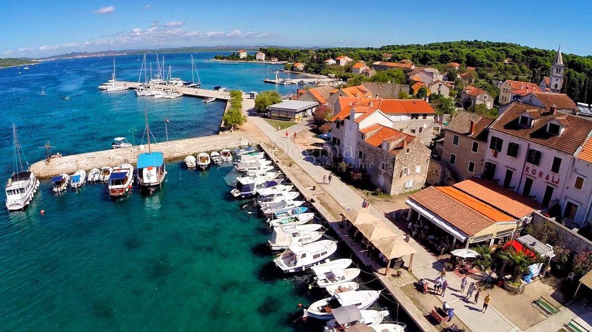 Hiša Zlarin, Šibenik - Okolica, 277m2