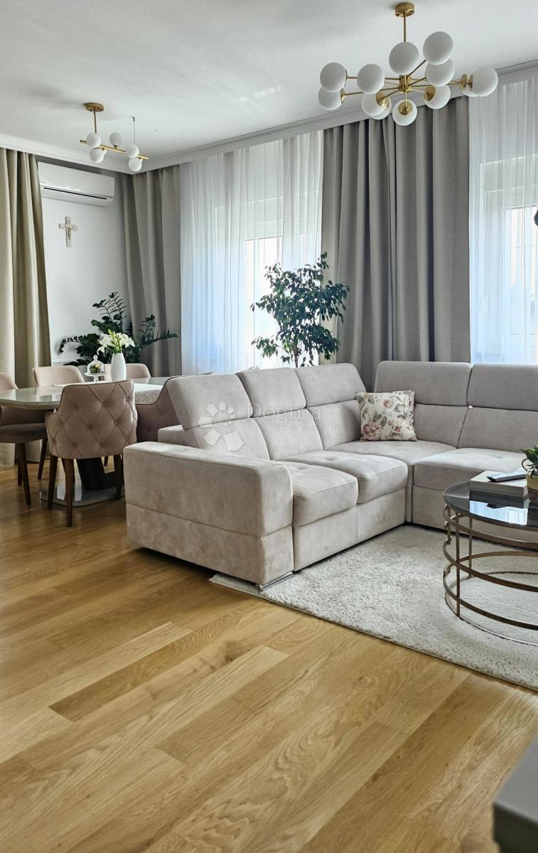 Stanovanje Centar, Velika Gorica, 86m2