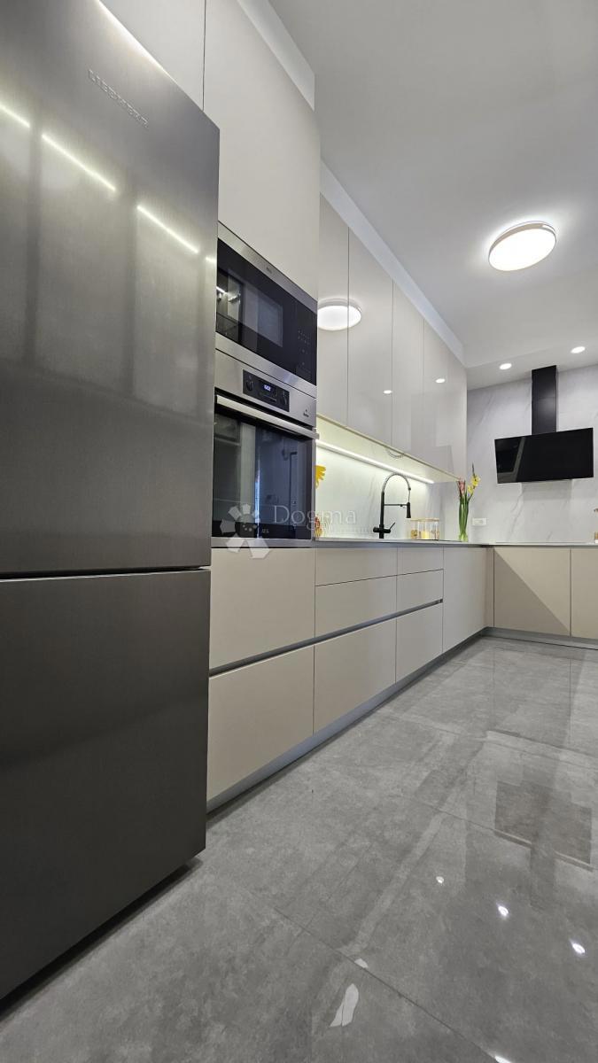 Stanovanje Centar, Velika Gorica, 86m2