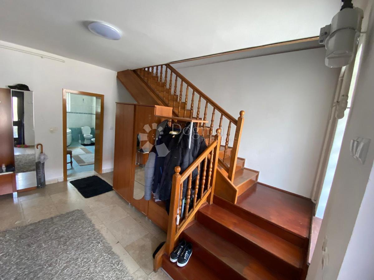 Hiša Brestje, Sesvete, 348m2
