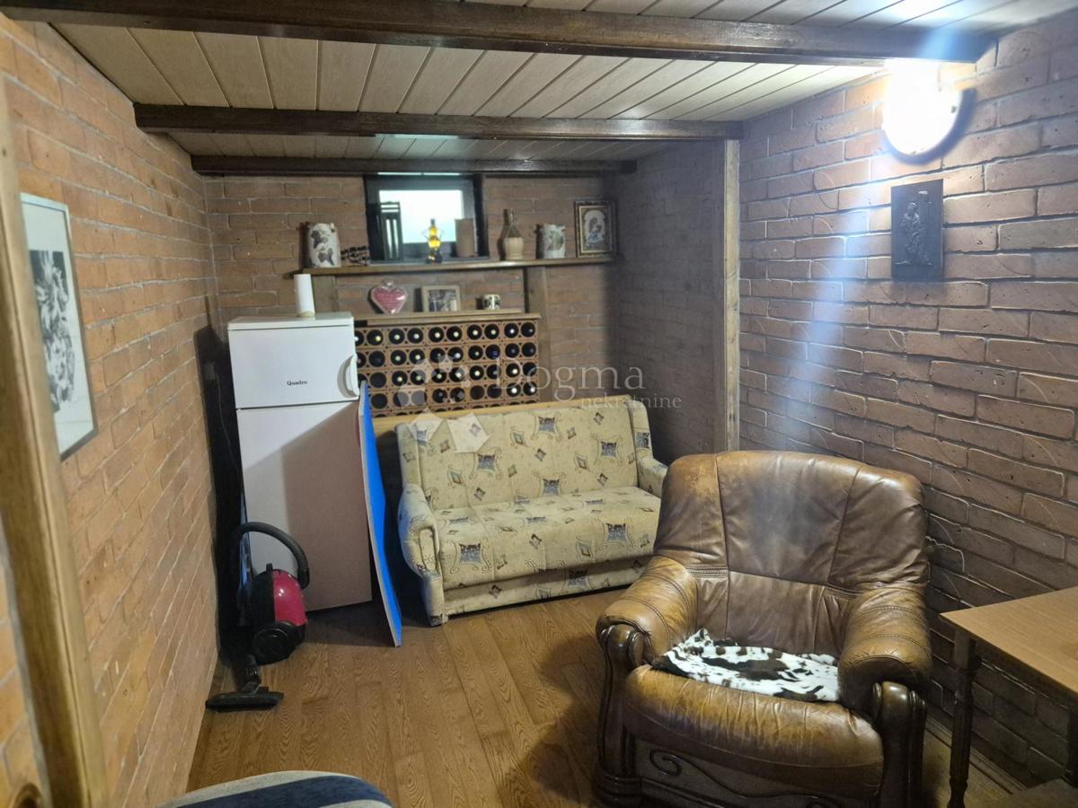 Hiša Zlatar, 75m2
