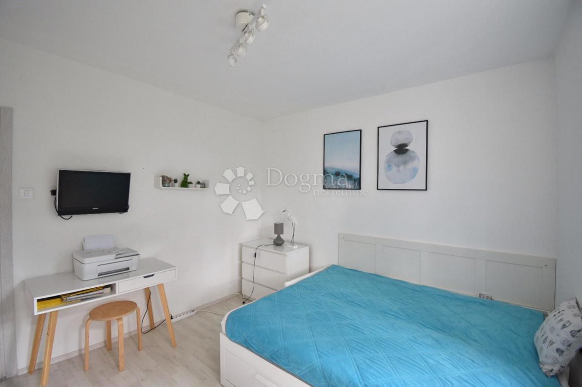 Komfortno stanovanje za udobno življenje + garaža