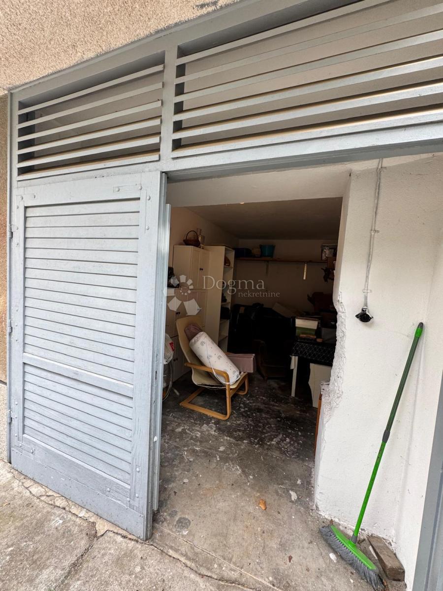 Komfortno stanovanje za udobno življenje + garaža