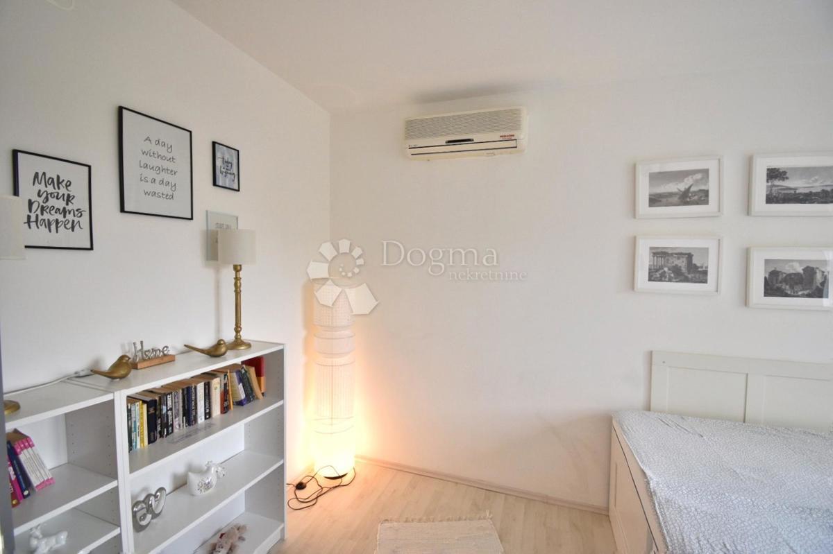 Komfortno stanovanje za udobno življenje + garaža