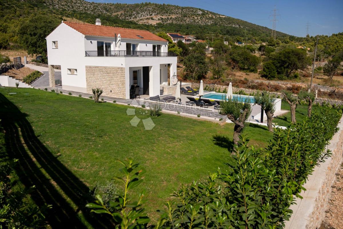 Hiša Dubrava Kod Šibenika, Šibenik - Okolica, 160m2