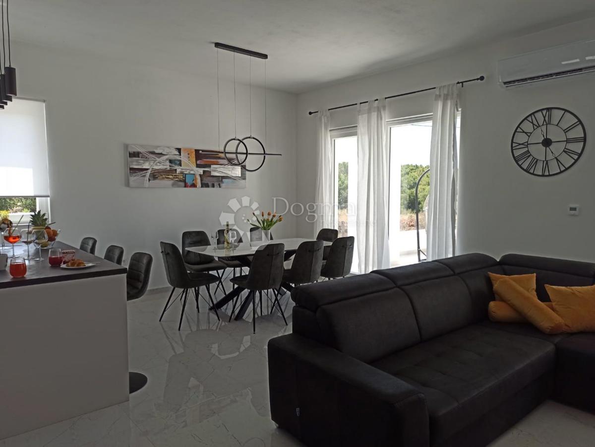 Hiša Dubrava Kod Šibenika, Šibenik - Okolica, 160m2