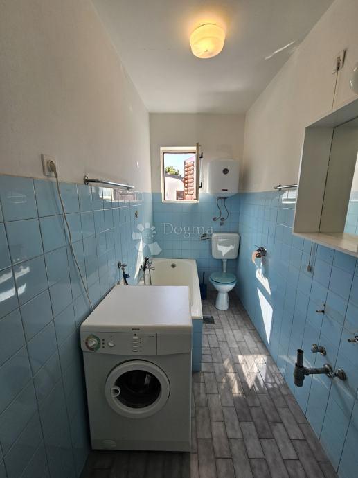 Hiša Pirovac, 200m2