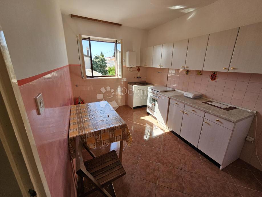 Hiša Pirovac, 200m2