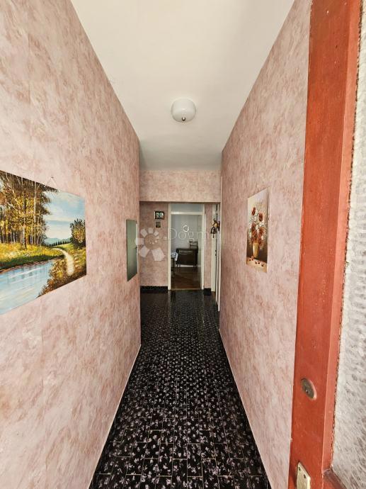 Hiša Pirovac, 200m2