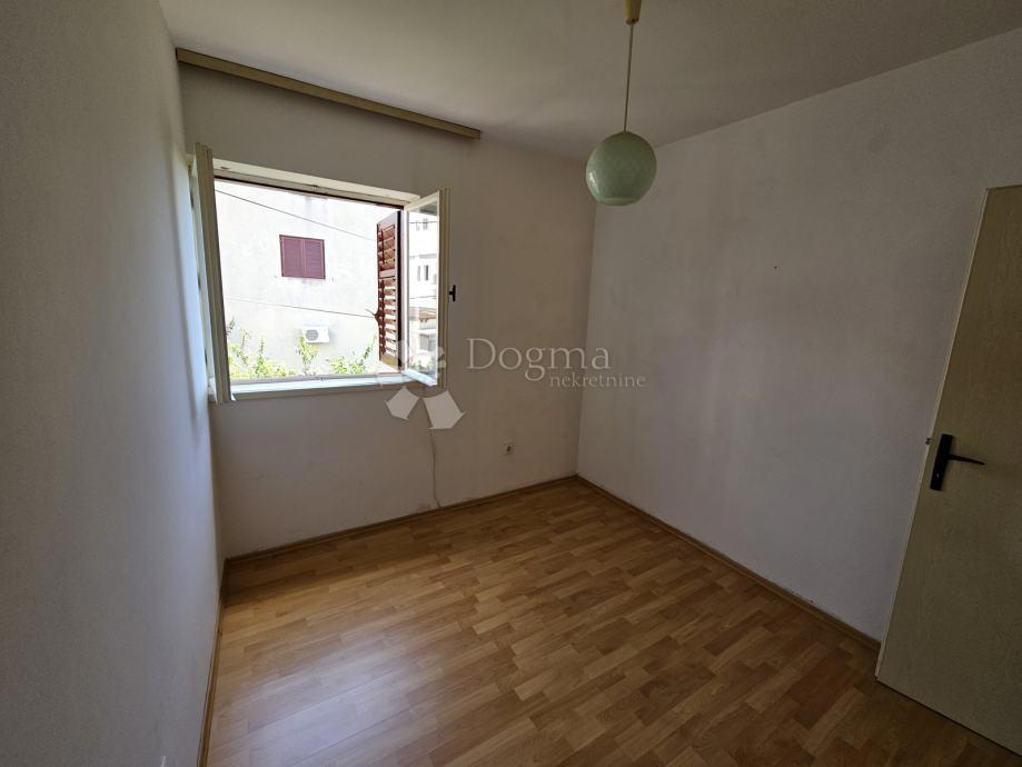 Hiša Pirovac, 200m2