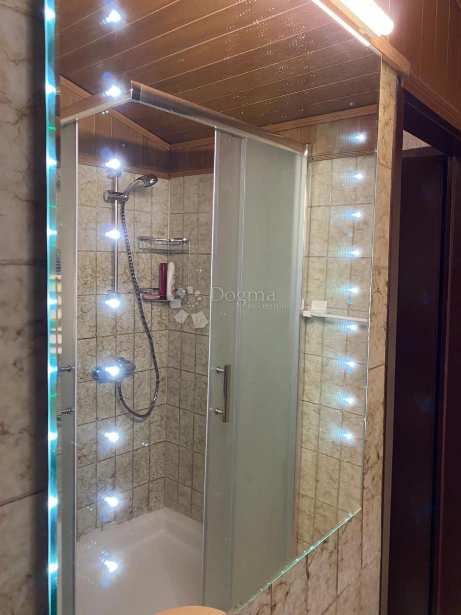 Hiša Buzet, 600m2