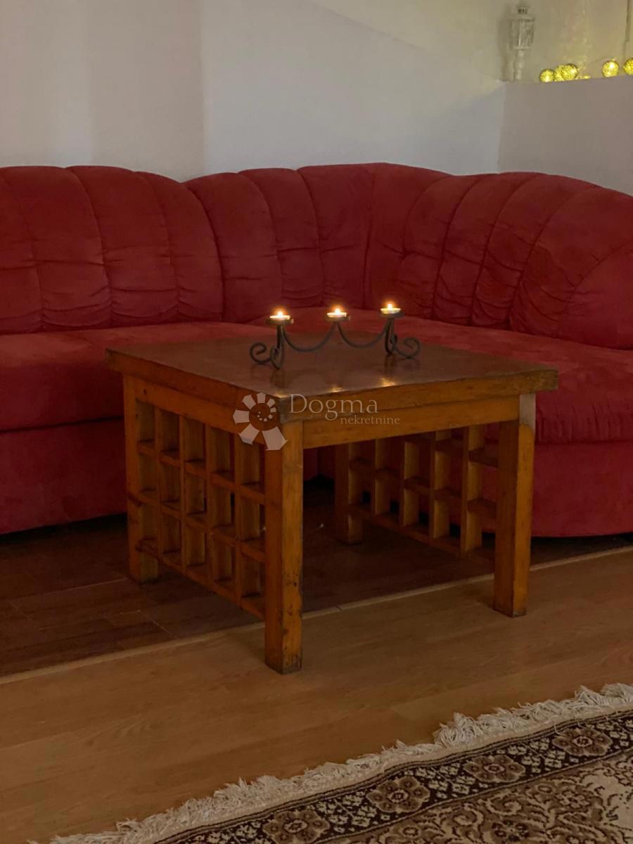 Hiša Buzet, 600m2