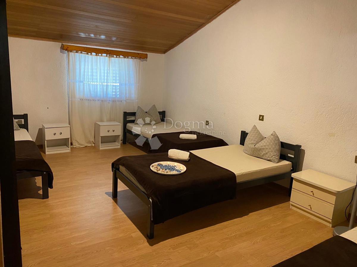 Hiša Buzet, 600m2