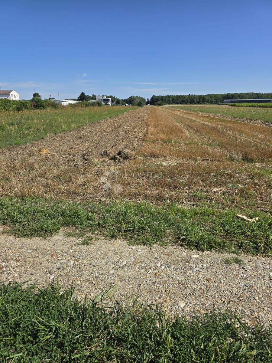 Zazidljivo zemljišče Gornji Kućan, Varaždin - Okolica, 2.051m2