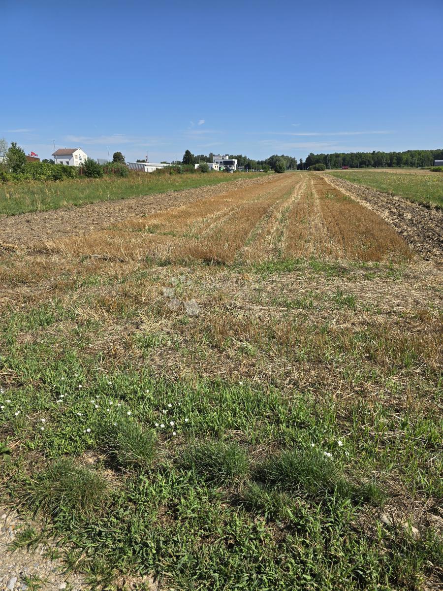 Zazidljivo zemljišče Gornji Kućan, Varaždin - Okolica, 2.051m2