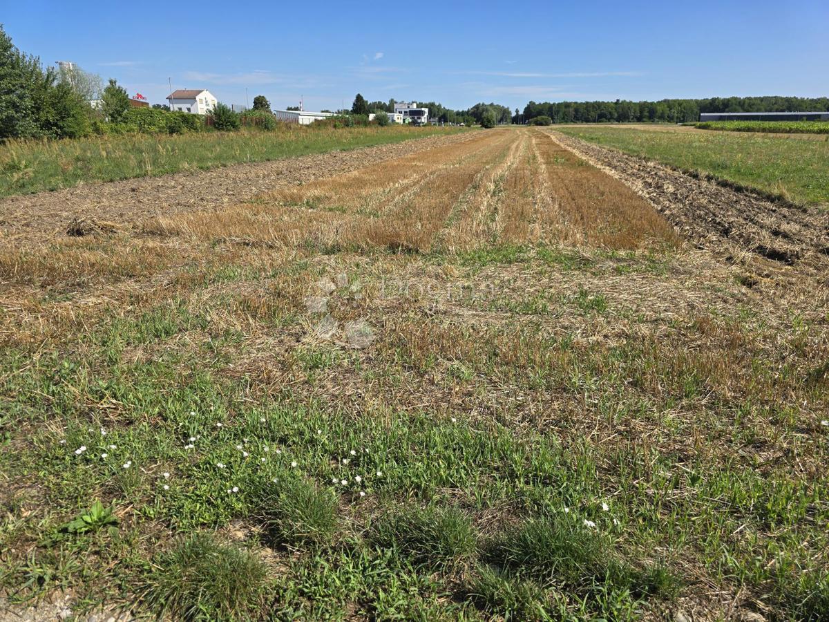 Zazidljivo zemljišče Gornji Kućan, Varaždin - Okolica, 2.051m2