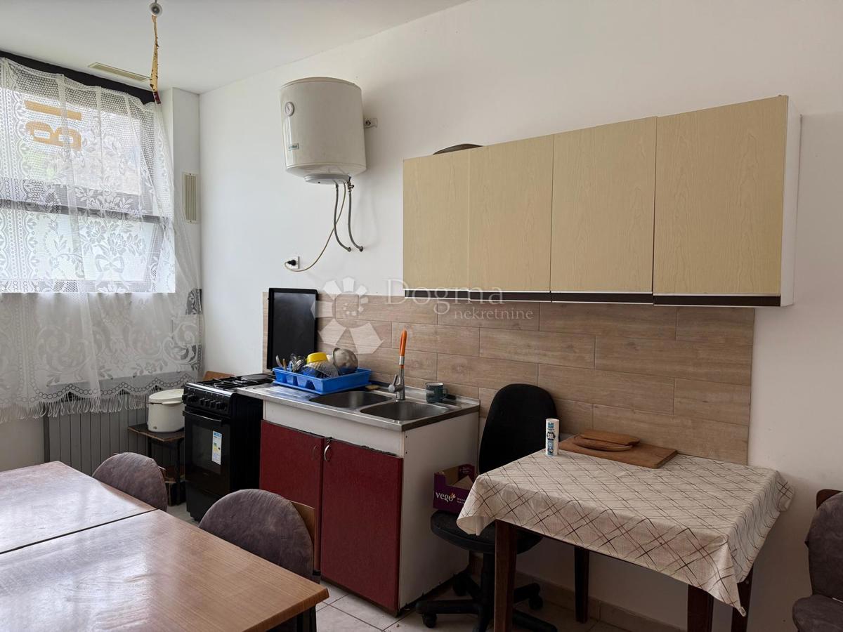 Poslovni prostor Hrašćina, 120,23m2