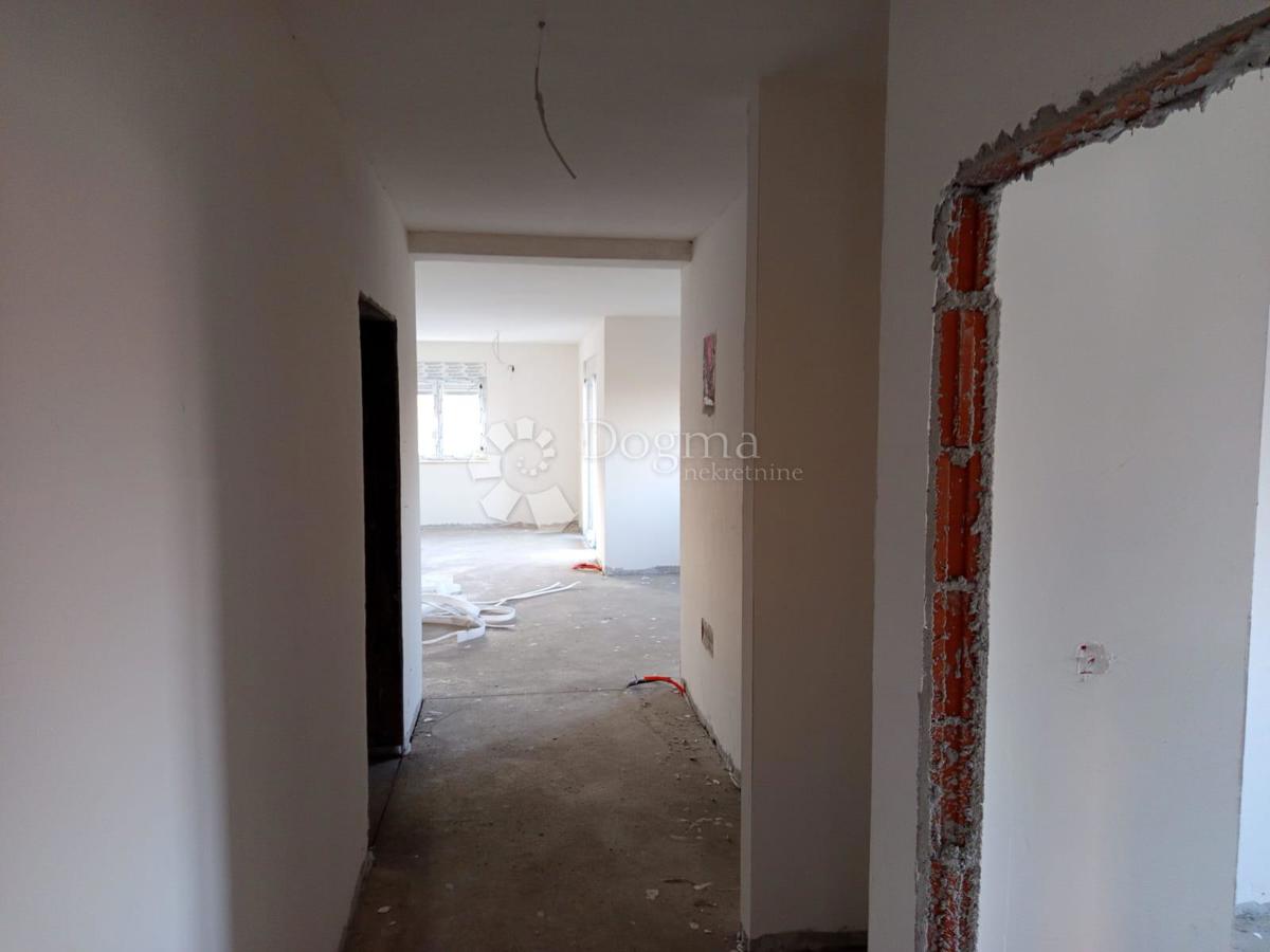 Novogradnja Valdebek 1. nadstropje - 102 m2