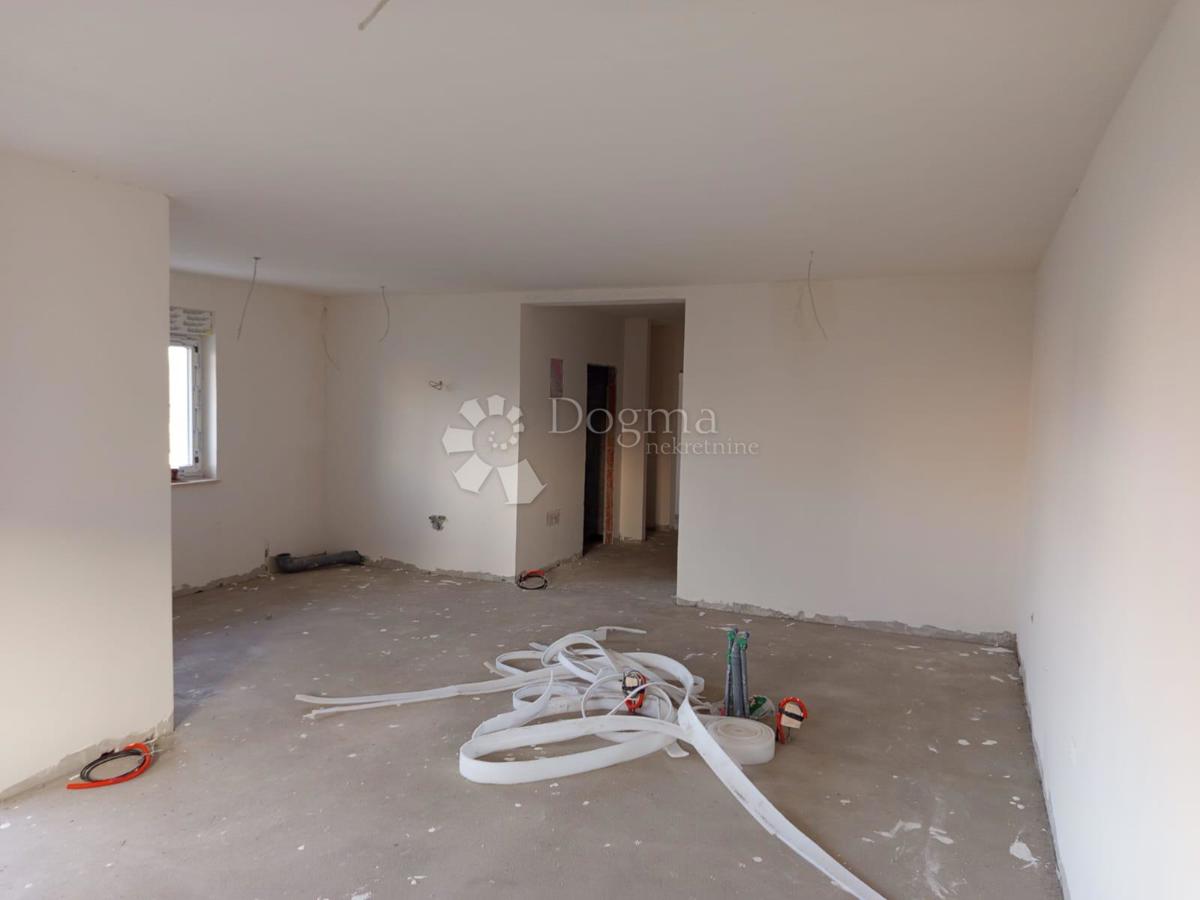 Novogradnja Valdebek 1. nadstropje - 102 m2