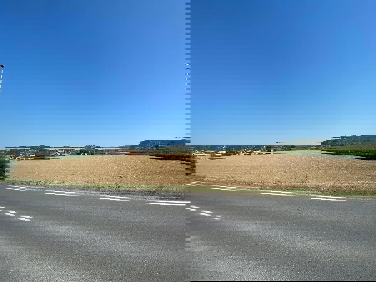 Zazidljivo zemljišče Livada, Slavonski Brod, 50.000m2