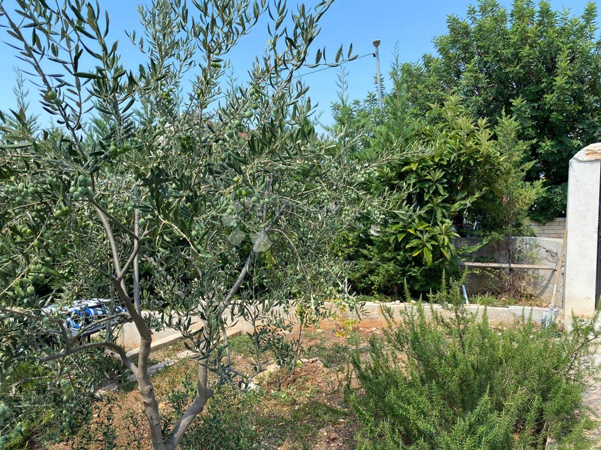 Hiša Supetar, 76m2