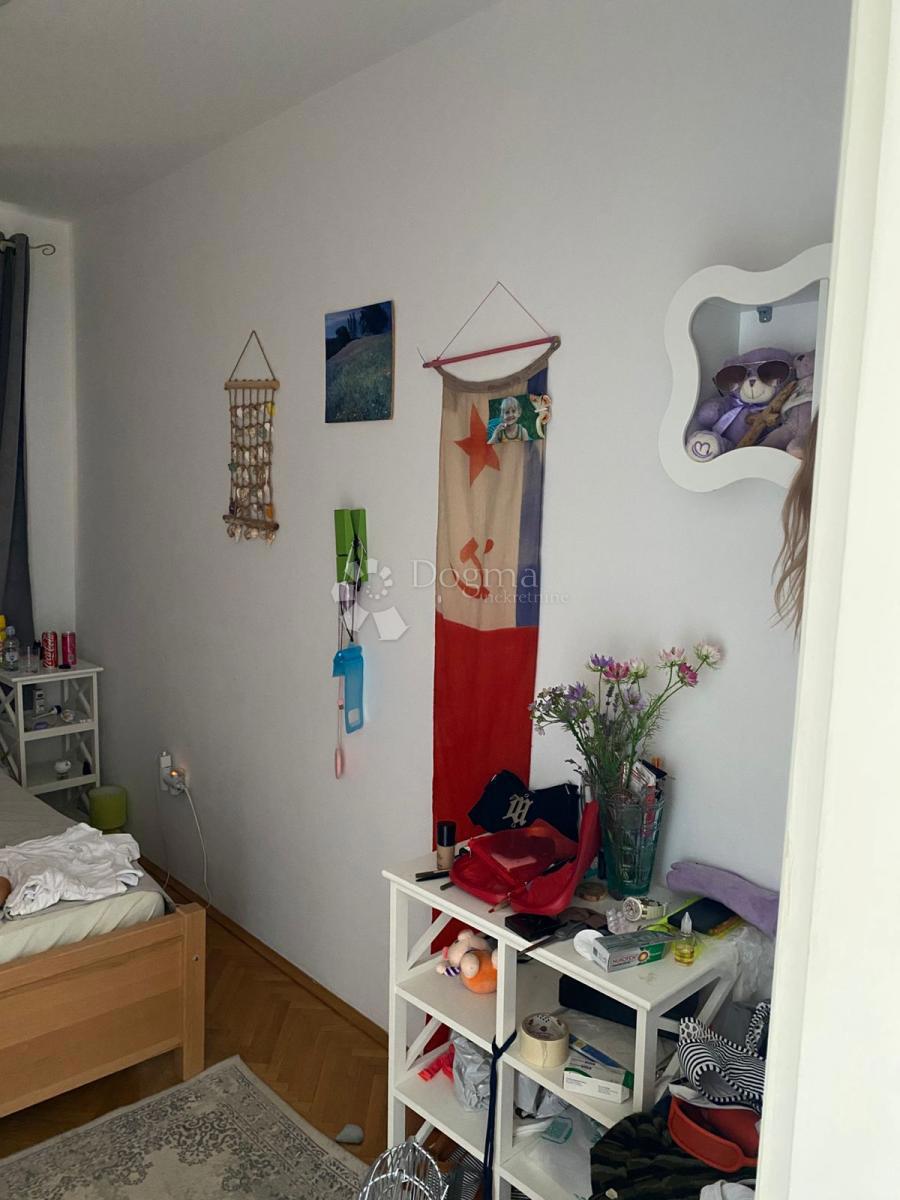 Hiša Supetar, 76m2