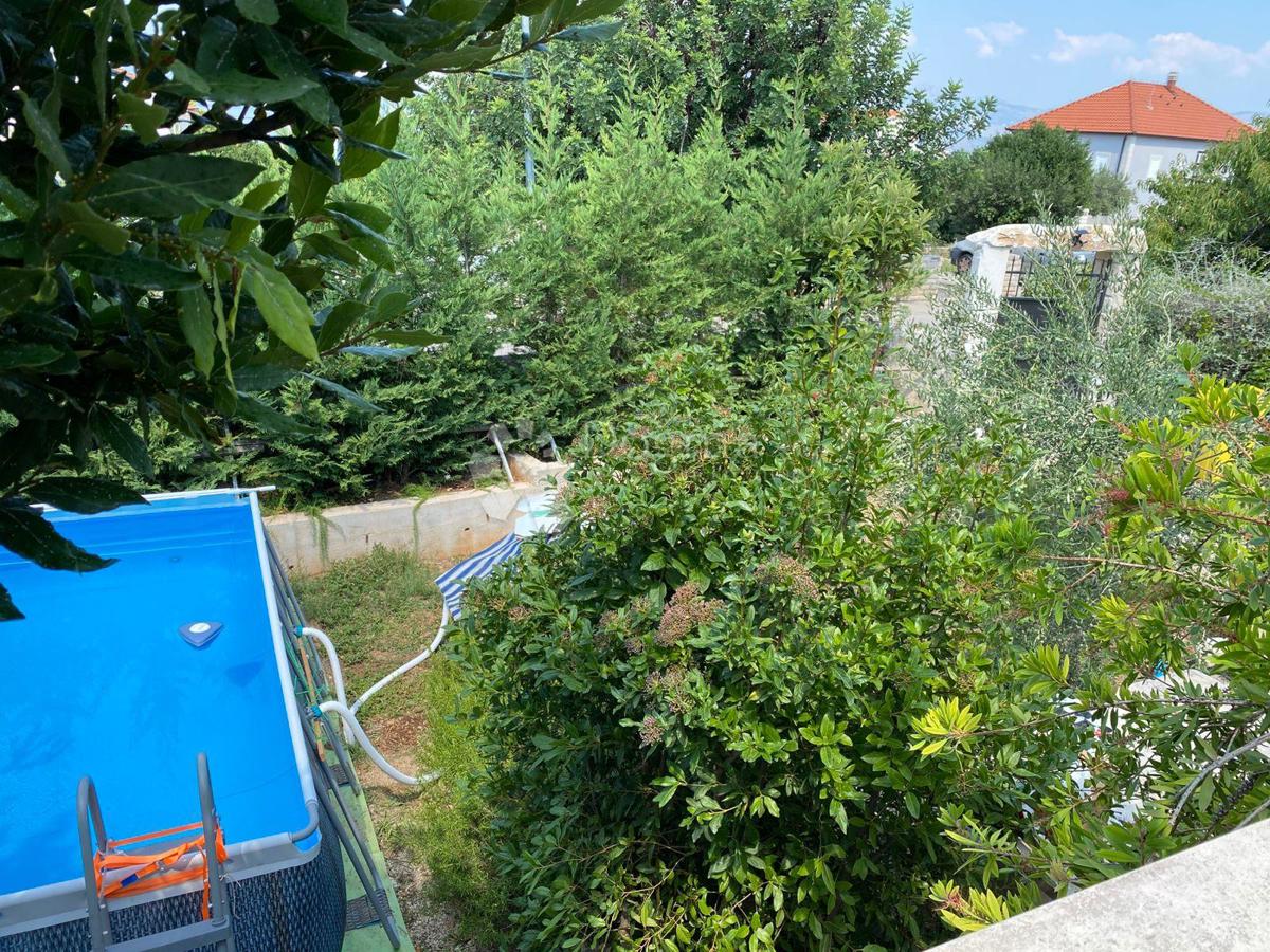 Hiša Supetar, 76m2