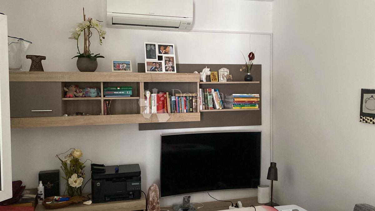 Hiša Supetar, 76m2