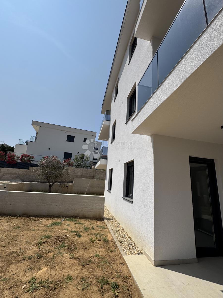 Stanovanje Maslenica, Jasenice, 81,84m2