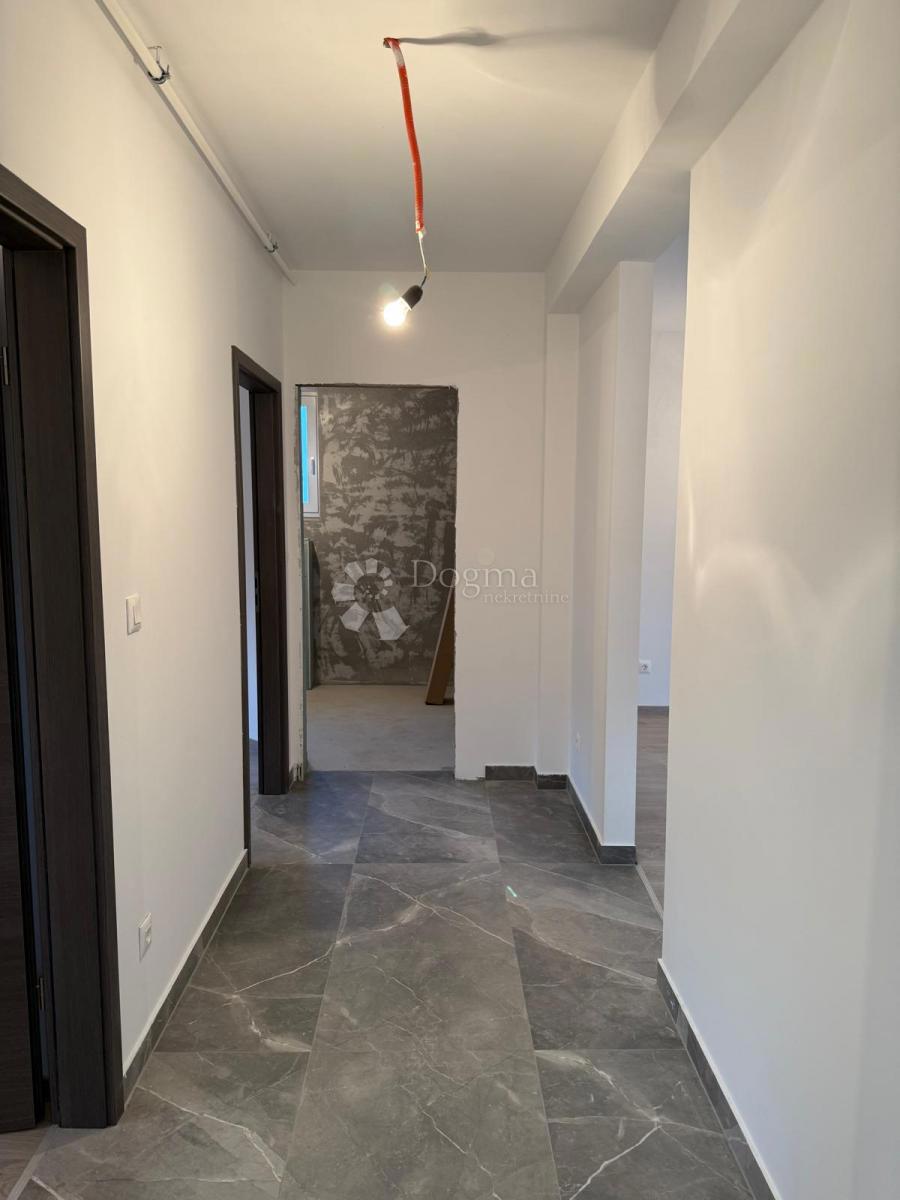 Stanovanje Centar, Varaždin, 74,45m2