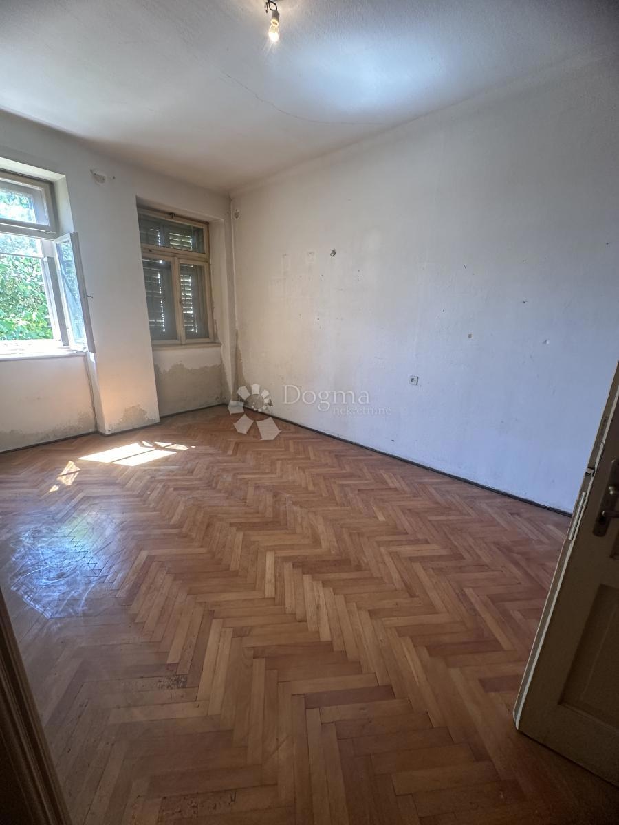 Hiša Grad, Šibenik, 270m2
