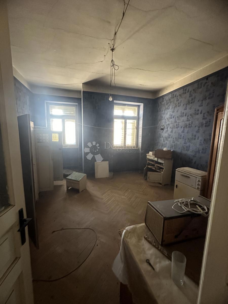 Hiša Grad, Šibenik, 270m2