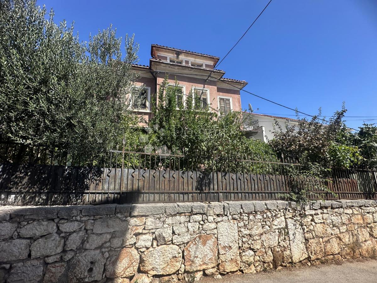 Hiša Grad, Šibenik, 270m2