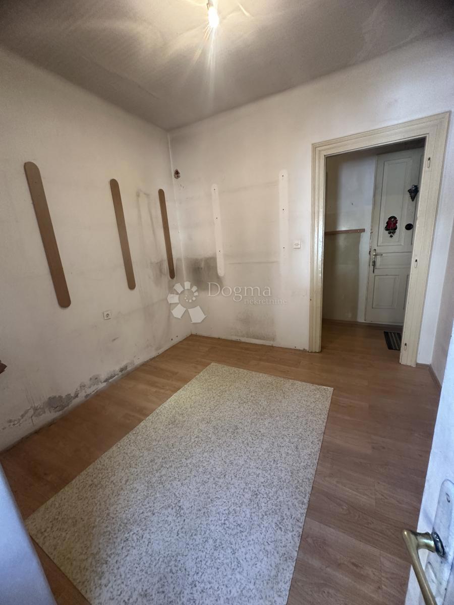 Hiša Grad, Šibenik, 270m2