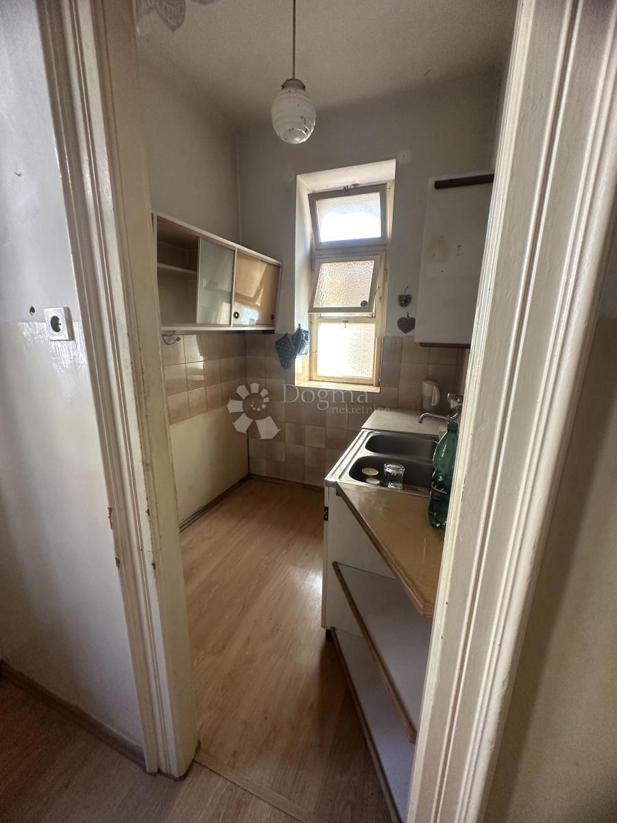 Hiša Grad, Šibenik, 270m2