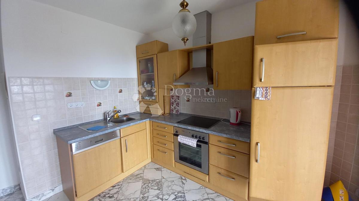 Stanovanje Makarska, 70m2