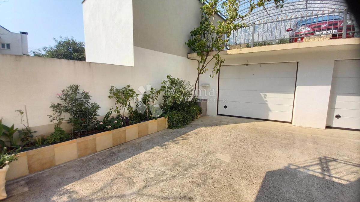 Stanovanje Makarska, 70m2