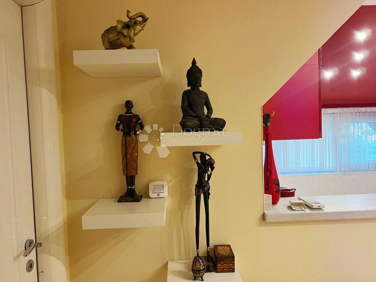 Hiša Goričica, Sveti Ivan Zelina, 470m2