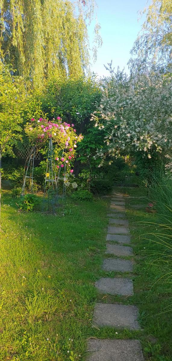 Hiša Goričica, Sveti Ivan Zelina, 470m2