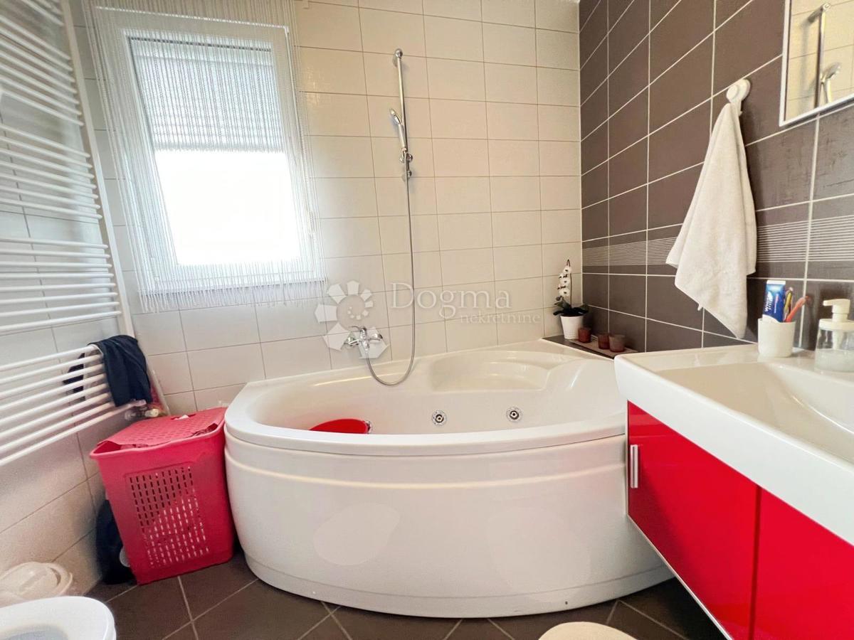 ZAPREŠIĆ, MODERNO STANOVANJE V BLIZINI CENTRA