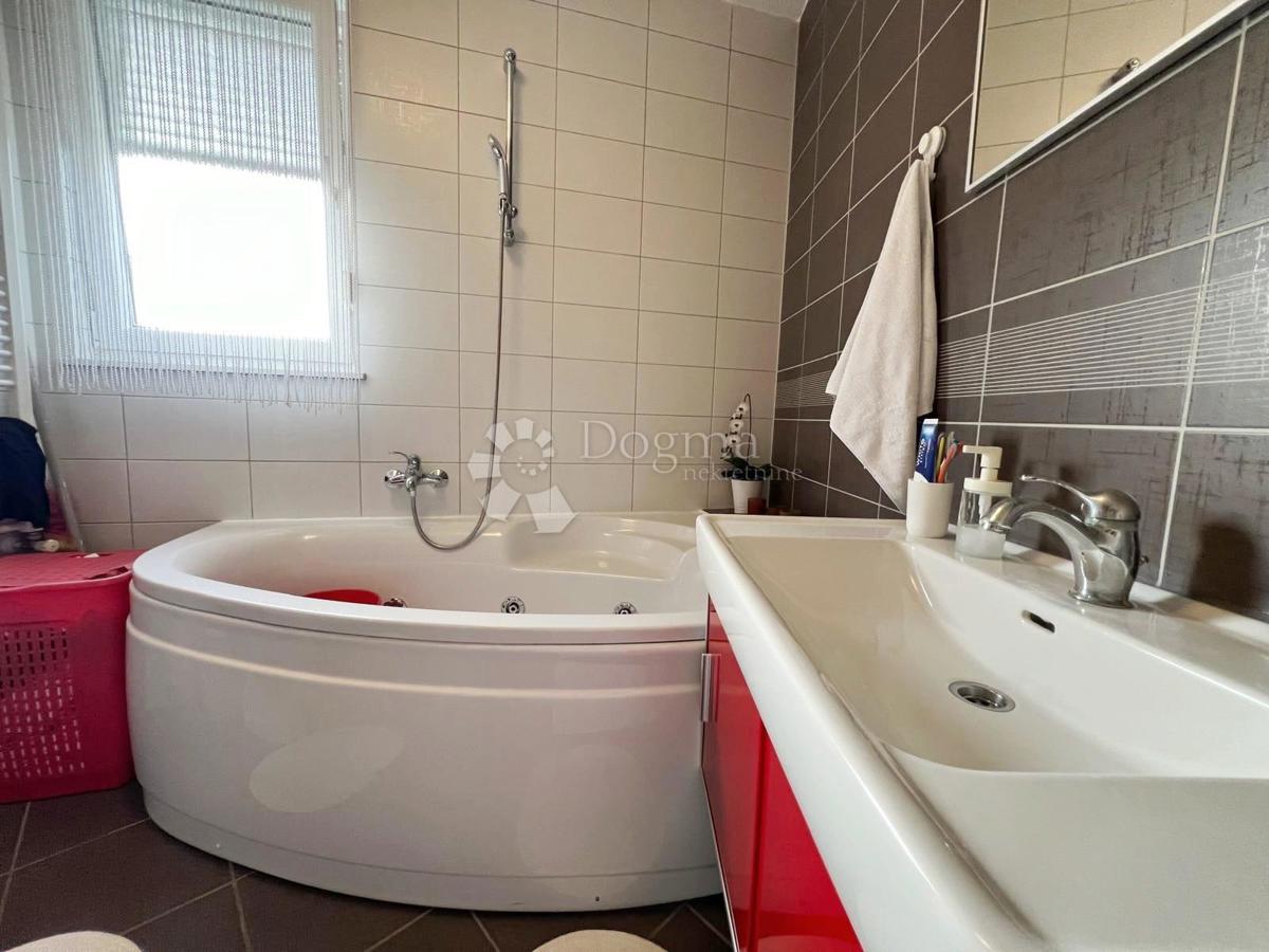 ZAPREŠIĆ, MODERNO STANOVANJE V BLIZINI CENTRA