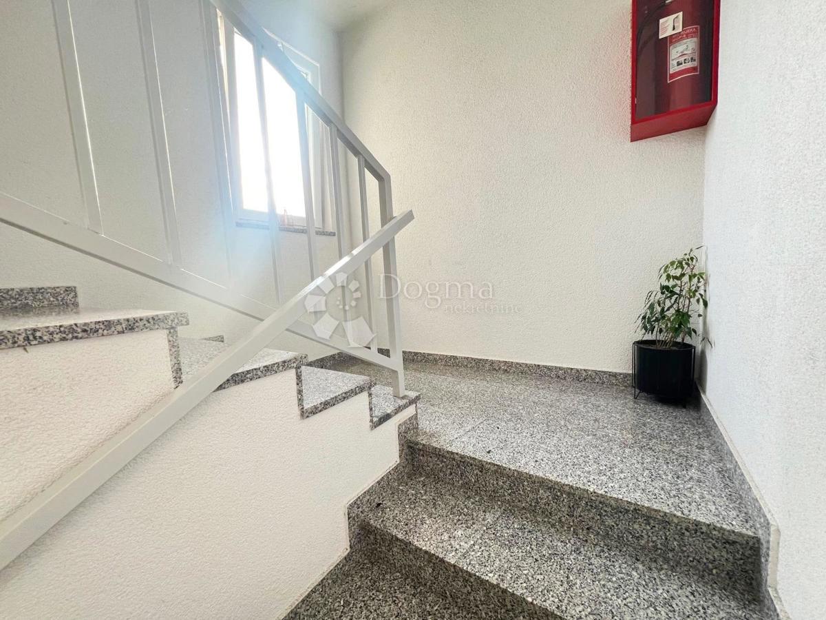 ZAPREŠIĆ, MODERNO STANOVANJE V BLIZINI CENTRA