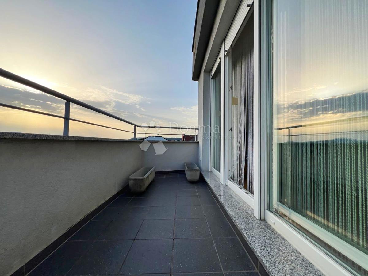 ZAPREŠIĆ, MODERNO STANOVANJE V BLIZINI CENTRA