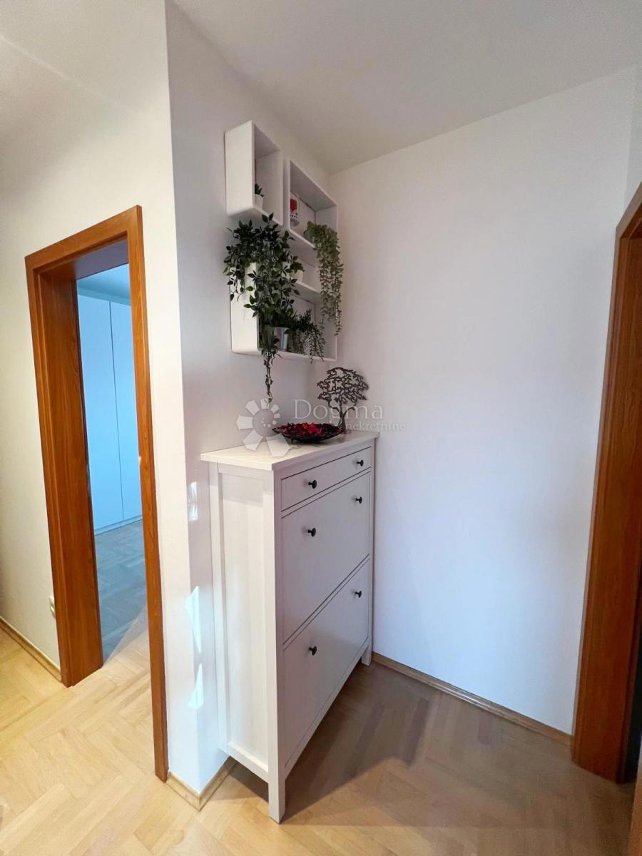 ZAPREŠIĆ, MODERNO STANOVANJE V BLIZINI CENTRA