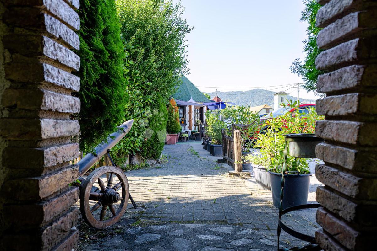 Hiša Gredice, Klanjec, 403m2