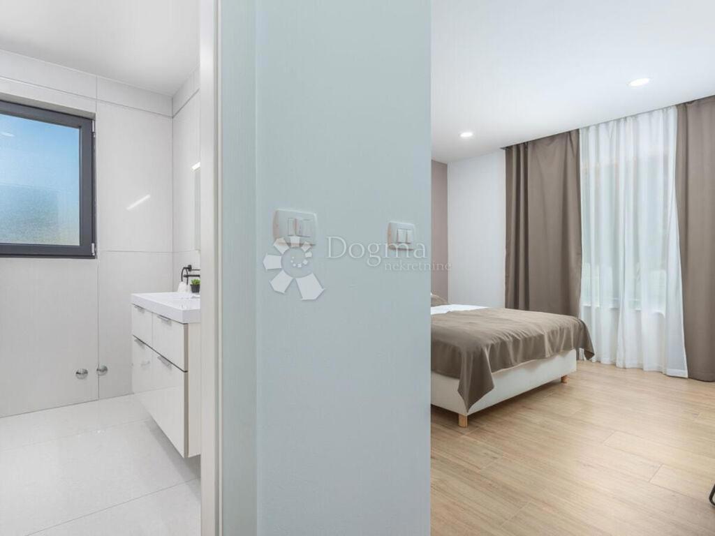 Hiša Sveti Petar u Šumi, Sveti Petar U Šumi, 140m2